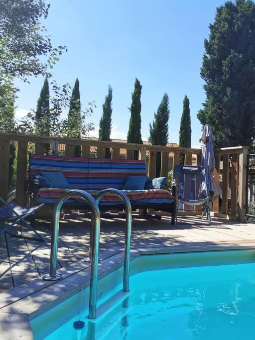 Maison Avec Piscine Dans Village Provencal. Courthézon Eksteriør billede