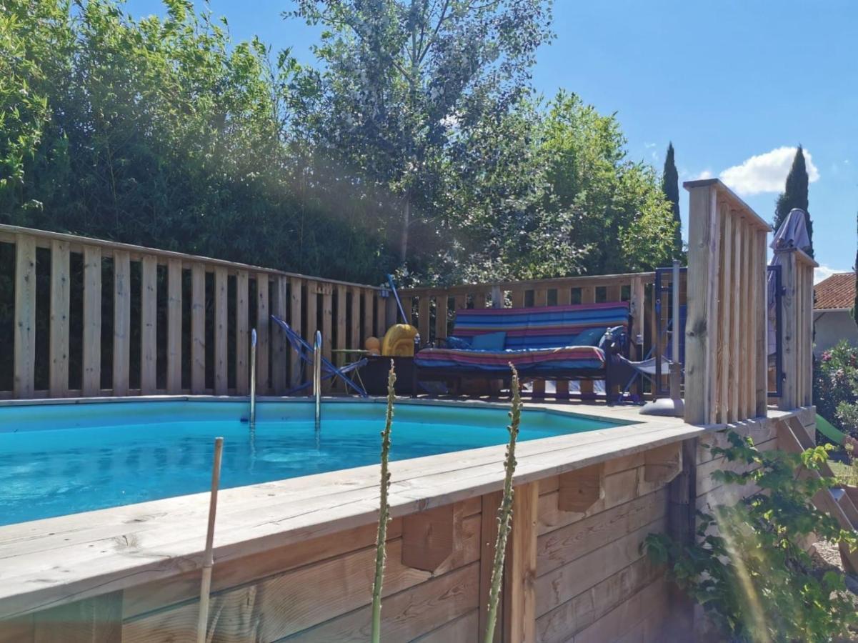 Maison Avec Piscine Dans Village Provencal. Courthézon Eksteriør billede